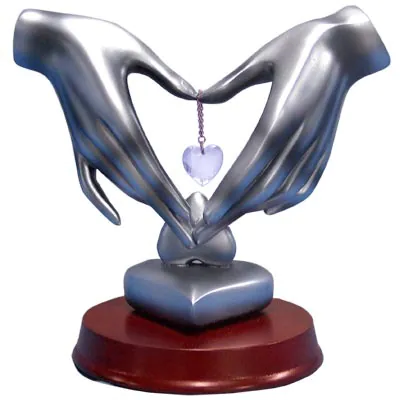 פסל אהבה  יהלום